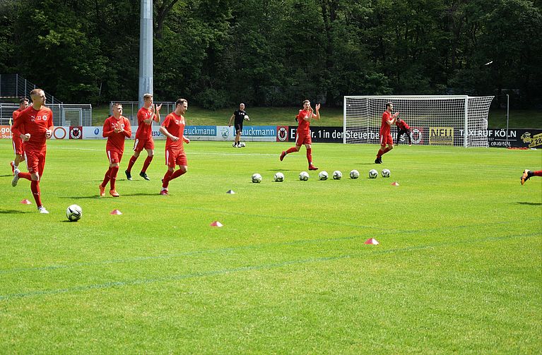 Wachablösung in Köln - Viktoria Köln und Fortuna Köln tauschen die Ligen