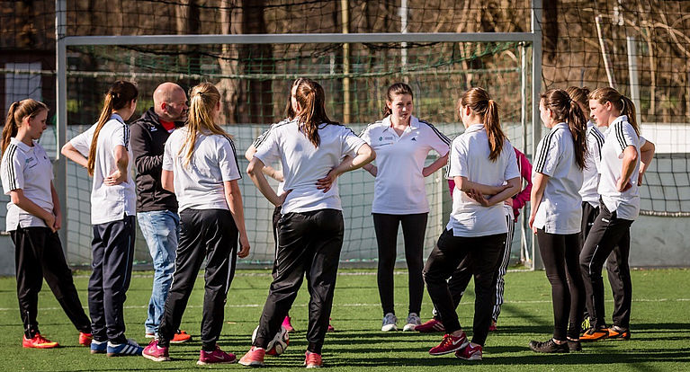 Frauenpower: C-Lizenzlehrgang für Mädchen und Frauen 