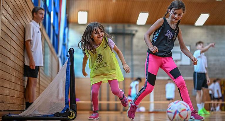 DFB-Schulfußballtour: Lehrerfortbildung "Fußball im Sportunterricht"