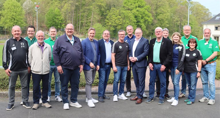 Sportpolitisches Gipfeltreffen in der Sportschule Hennef: Politiker zu Gast beim Fußball-Verband Mittelrhein