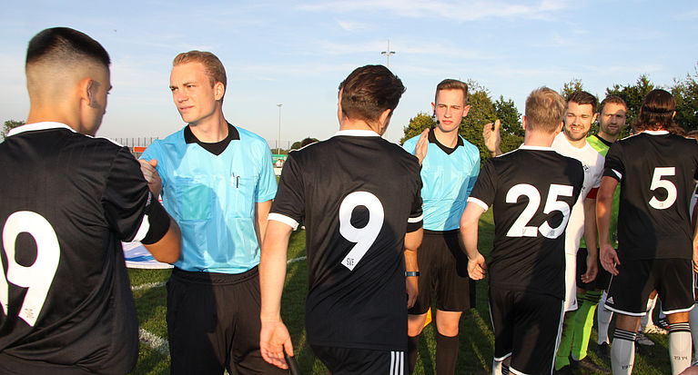 Vor Saisonendspurt: Königsdorf bleibt Spitzenreiter in ODDSET-Fair-Play-Wertung