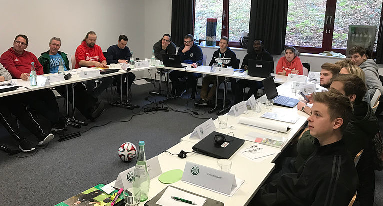 DFB-Vereinsjugendleiter-Lehrgang gestartet