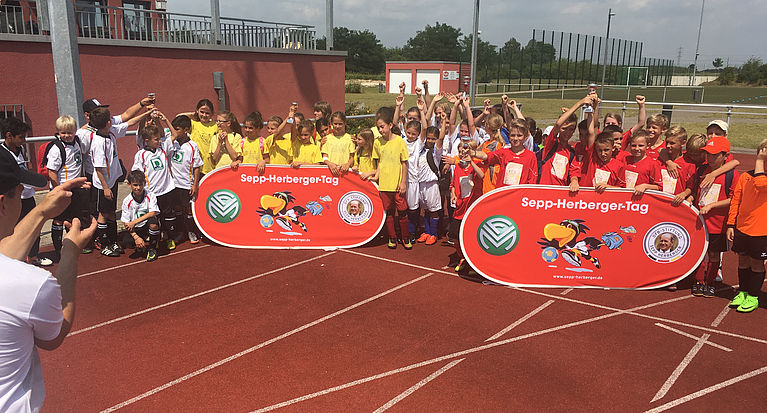 Fußball pur beim Sepp-Herberger-Tag in Niederkassel